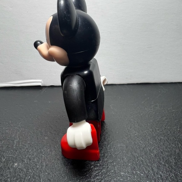 Lego Duplo Disney Mickey Mouse Figure - Picture 4 of 7